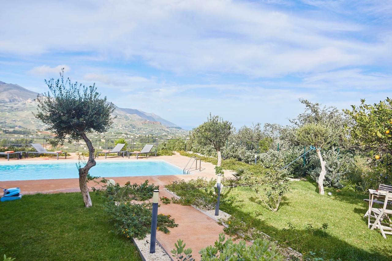Villa Luxury Con Piscina Privata Vista Mare - กัสเตลลัมมาเร เดล โกลโฟ ภายนอก รูปภาพ